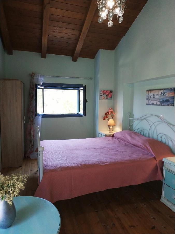 Maria Guesthouse Aliveri Exterior photo