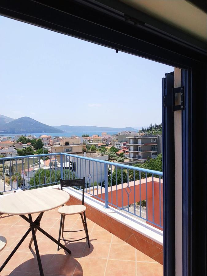 Maria Guesthouse Aliveri Exterior photo